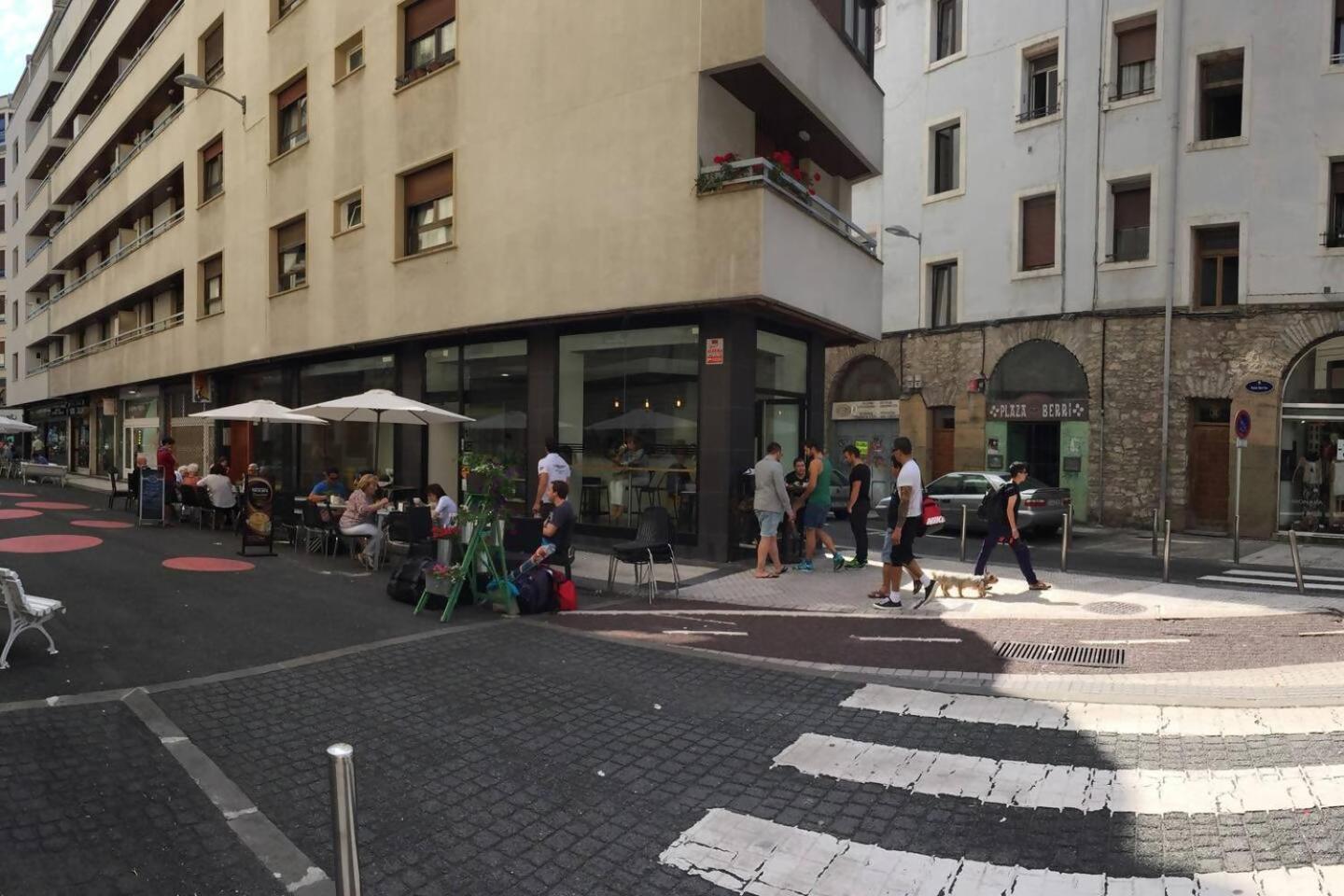 Amplio Apartamento En Gros Con Parking Privado San Sebastián Esterno foto
