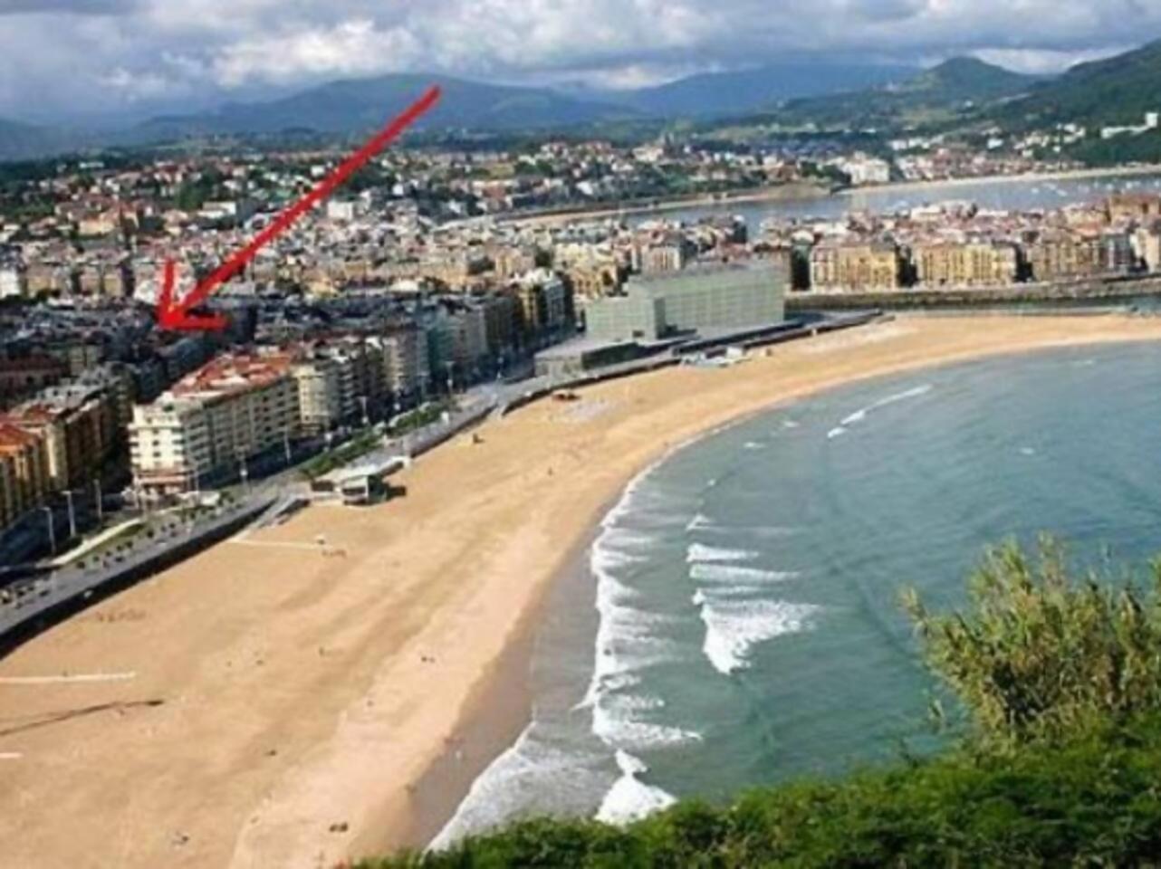 Amplio Apartamento En Gros Con Parking Privado San Sebastián Esterno foto