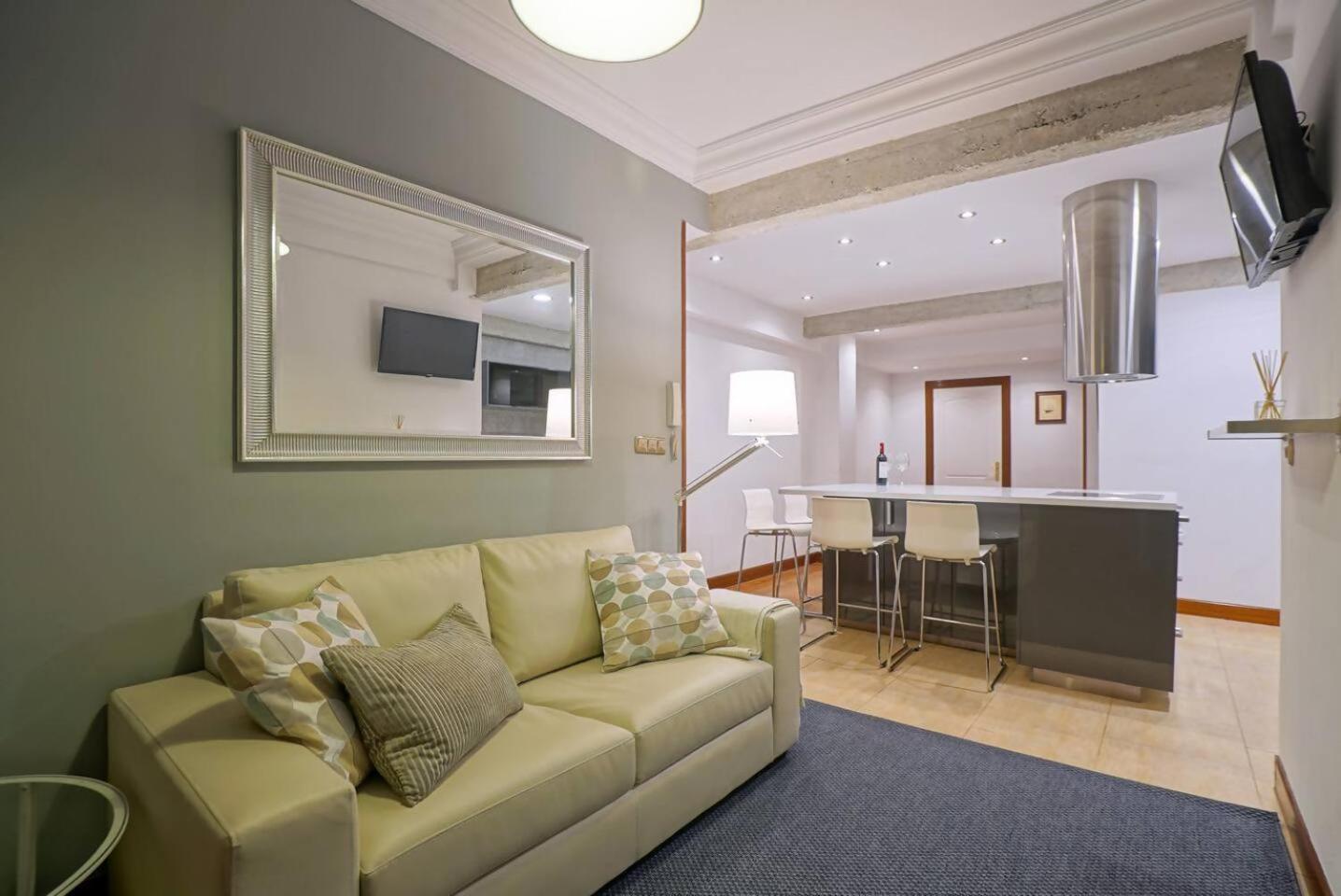 Amplio Apartamento En Gros Con Parking Privado San Sebastián Esterno foto